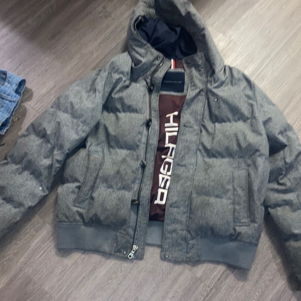 Tommy hillfiger puffy coat large